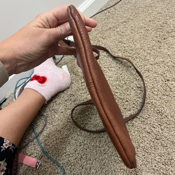 Margot Radley Brown Pebbled Leather Crossbody Bag - Picture 9 of 10